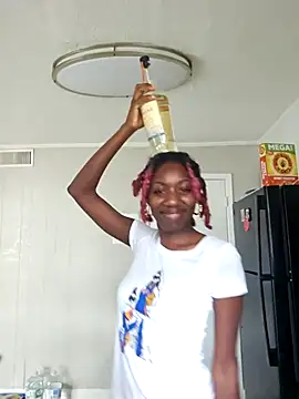 הופעת וובקאם של oliviaprettypussy