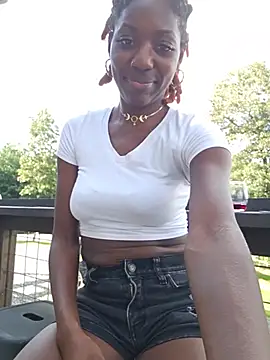 oliviaprettypussy 网络视讯表演