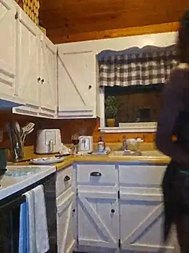 oliviaprettypussy's Webcam Show