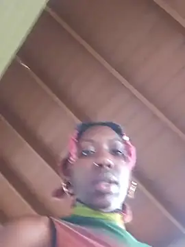 Chat +18 de oliviaprettypussy ao vivo
