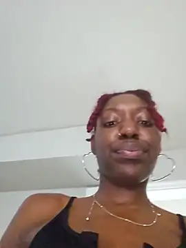 Chat +18 de oliviaprettypussy ao vivo