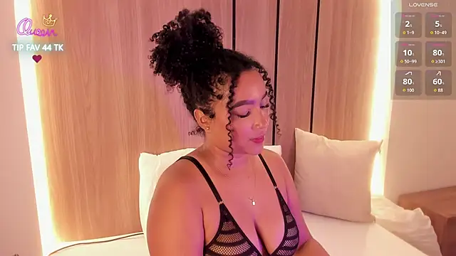 cloe_25 Adlı Modelin Canlı XXX Sohbeti