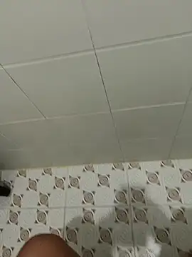 Pokazy przed kamerką – Van3orgasm4me