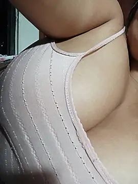 Van3orgasm4me's Live XXX Chat