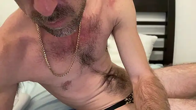 הופעת וובקאם של xxxwatchmegrow