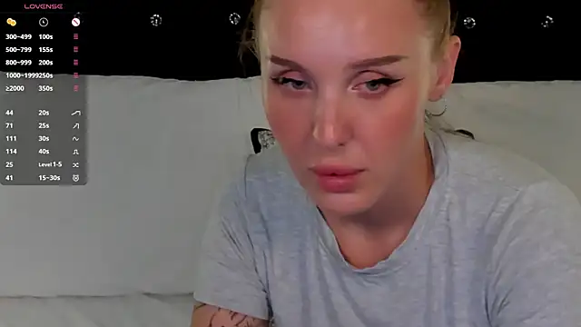 XXX chat uživo modela LianaFord