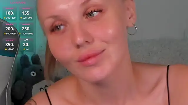 LianaFord 现场XXX聊天