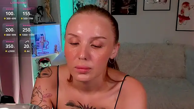 LianaFord live XXX chat