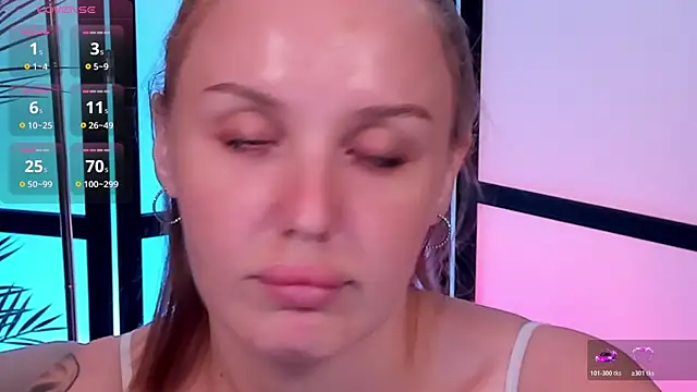 LianaFord's Live XXX Chat