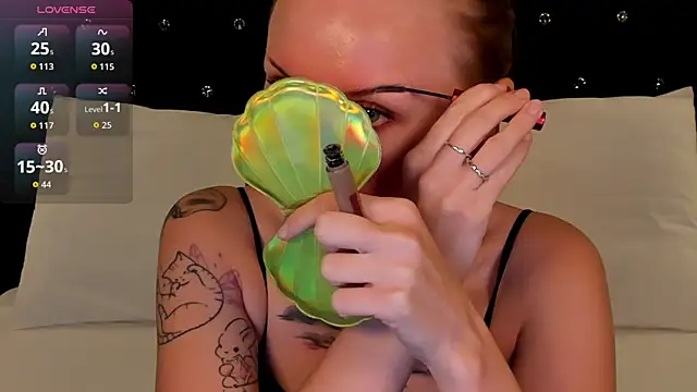LianaFord's Live XXX Chat