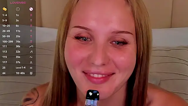 XXX chat uživo modela LianaFord