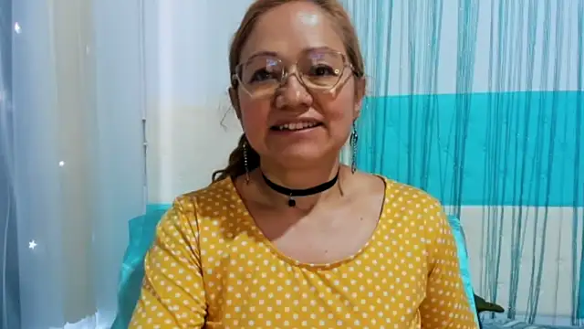 anthonela_mature_ live XXX chat