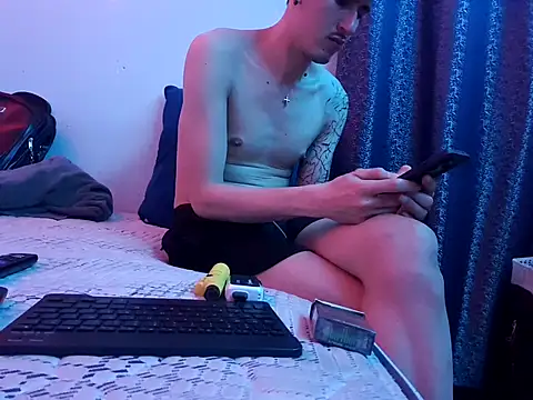 cheekyboyx webkamerás műsora