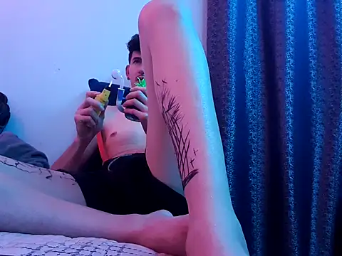 cheekyboyx's Webcam Show