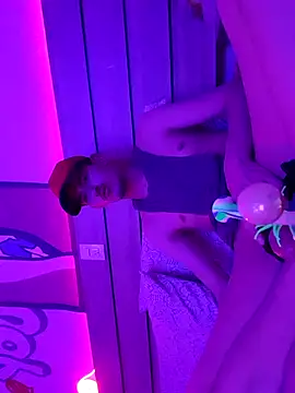 cheekyboyx Webcamshow