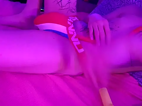 cheekyboyx: вебкам-шоу