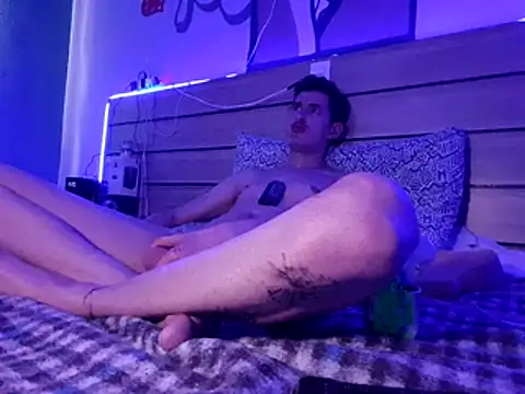 cheekyboyx: διαδικτυακό σόου στην κάμερα