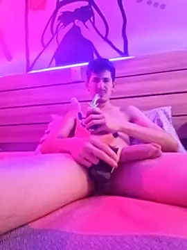 cheekyboyxn Webbikameraesitys