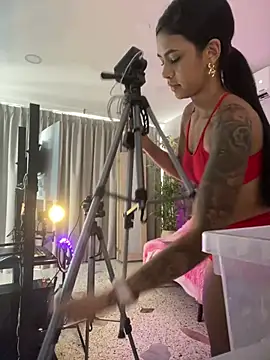 AntonellaRossi's Live XXX Chat