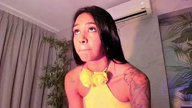 Show de AntonellaRossi na webcam
