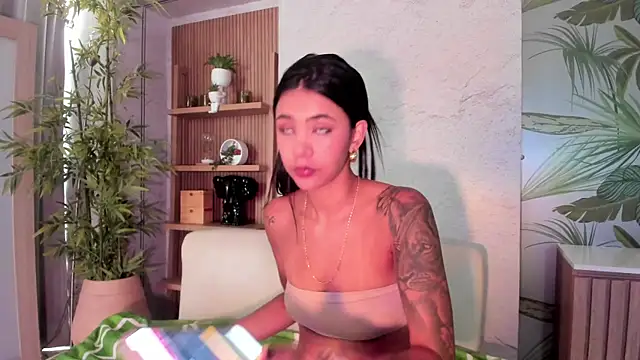 AntonellaRossi's Live XXX Chat
