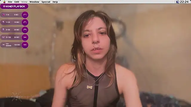 kuntboyzworld Adlı Modelin Web Kamerası Şovu