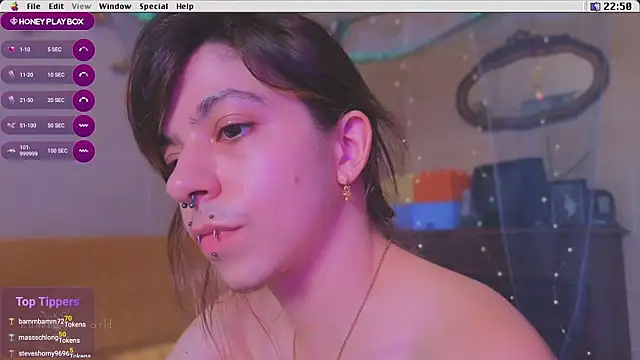 Show modela kuntboyzworld na web-kameri