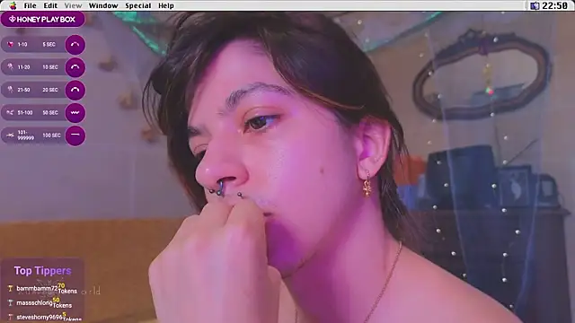 הופעת וובקאם של kuntboyzworld