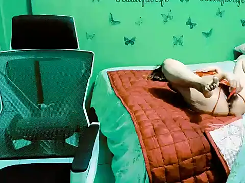 attenna's Webcam Show