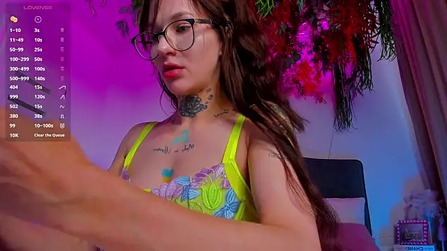 PalmLora1 Live XXX-Chat