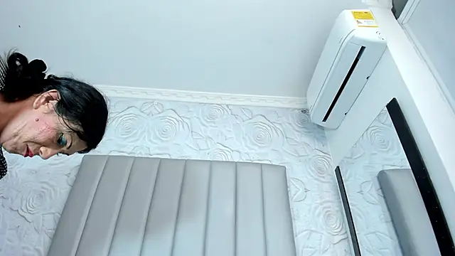 Cleopatra_Trans Webcam show