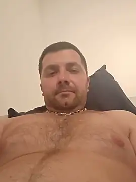 00New_Guy Live XXX-Chat