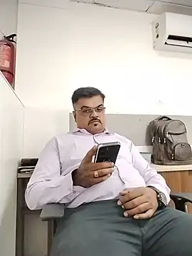 Desi_Lodo_Gujju_Boy Adlı Modelin Web Kamerası Şovu