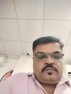 Desi_Lodo_Gujju_Boy: δ ιαδικτυακό σόου στην κάμερα