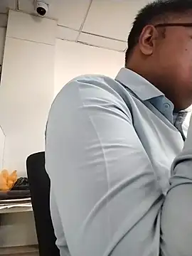 Desi_Lodo_Gujju_Boy: διαδικτυακό σόου στην κάμερα