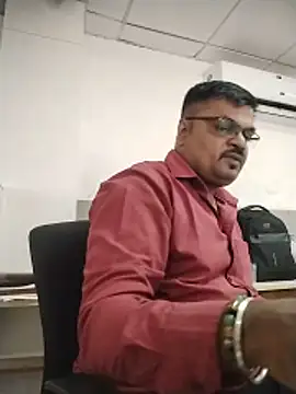Desi_Lodo_Gujju_Boy 网络视讯表演