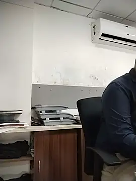 Desi_Lodo_Gujju_Boy Adlı Modelin Web Kamerası Şovu