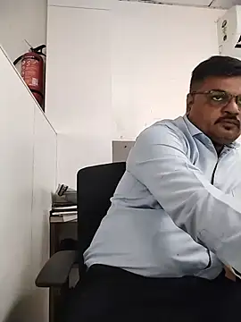 Chatroom XXX en direct de Desi_Lodo_Gujju_Boy