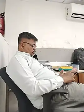Desi_Lodo_Gujju_Boy 在線直播表演