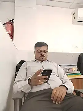 Desi_Lodo_Gujju_Boy 网络视讯表演