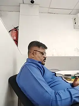 Desi_Lodo_Gujju_Boy Webcam show