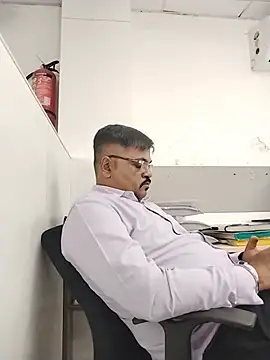 Desi_Lodo_Gujju_Boy Adlı Modelin Web Kamerası Şovu