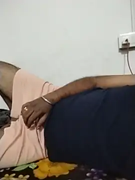 Desi_Lodo_Gujju_Boy Adlı Modelin Web Kamerası Şovu