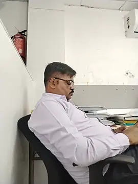 Desi_Gujju_Boyのウェブカメラショー