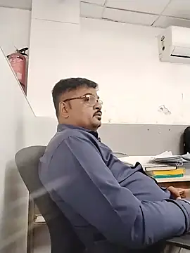 Desi_Gujju_Boyのウェブカメラショー