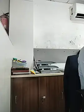 Desi_Gujju_Boy webkamerás műsora