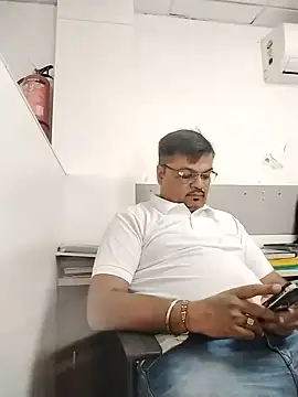 Desi_Gujju_Boyのウェブカメラショー