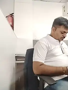 Desi_Gujju_Boyのウェブカメラショー