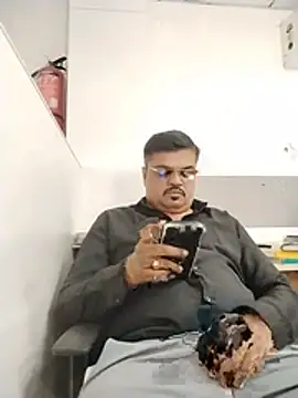 Desi_Gujju_Boyのウェブカメラショー