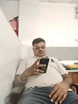 Desi_Gujju_Boy webcam show